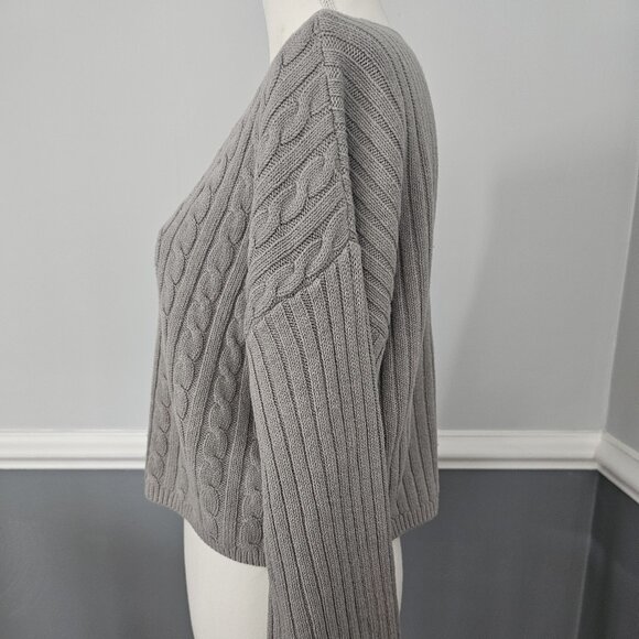 HOLLISTER gray CROPPED CARDIGAN knit buttons COTTON acrylic - Picture 9 of 10